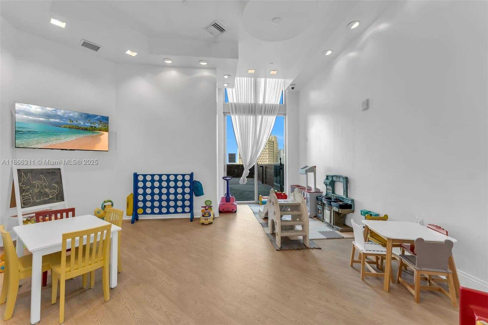 Small Image of 350 SOUTH MIAMI AVE #3013, Miami Number 26