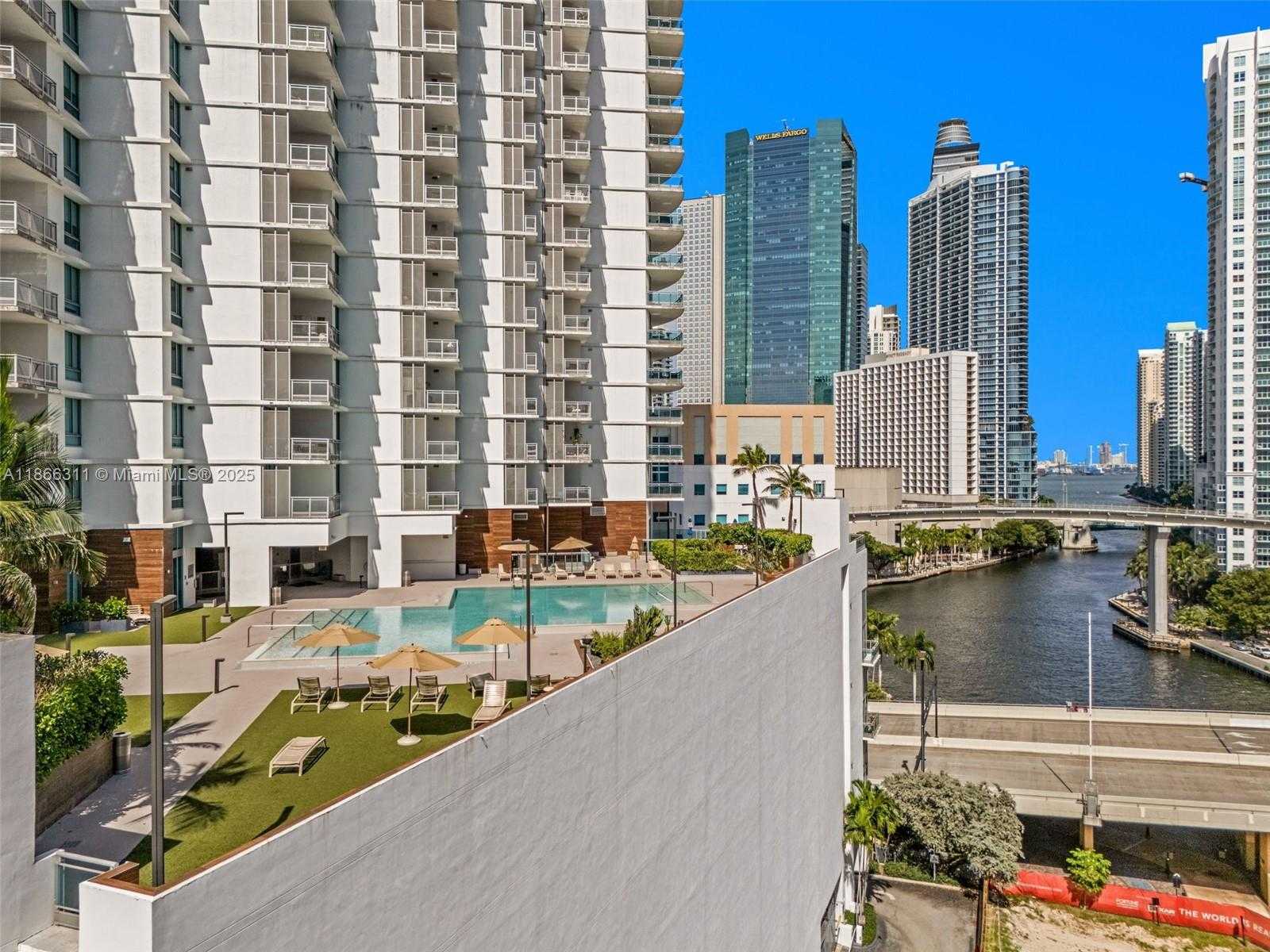 Small Image of 350 SOUTH MIAMI AVE #3013, Miami Number 32