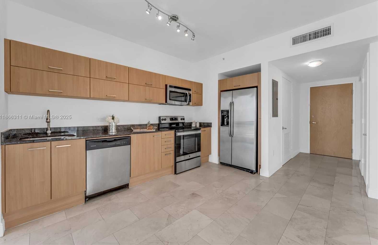 Small Image of 350 SOUTH MIAMI AVE #3013, Miami Number 4