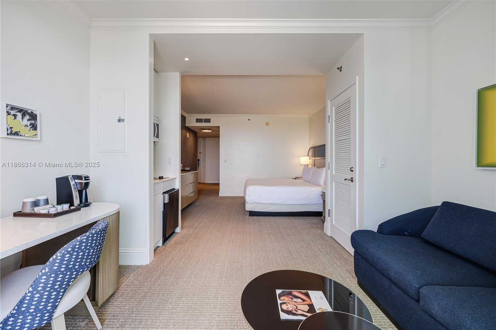 Small Image of 4401 COLLINS AVE #2010, Miami Beach Number 15
