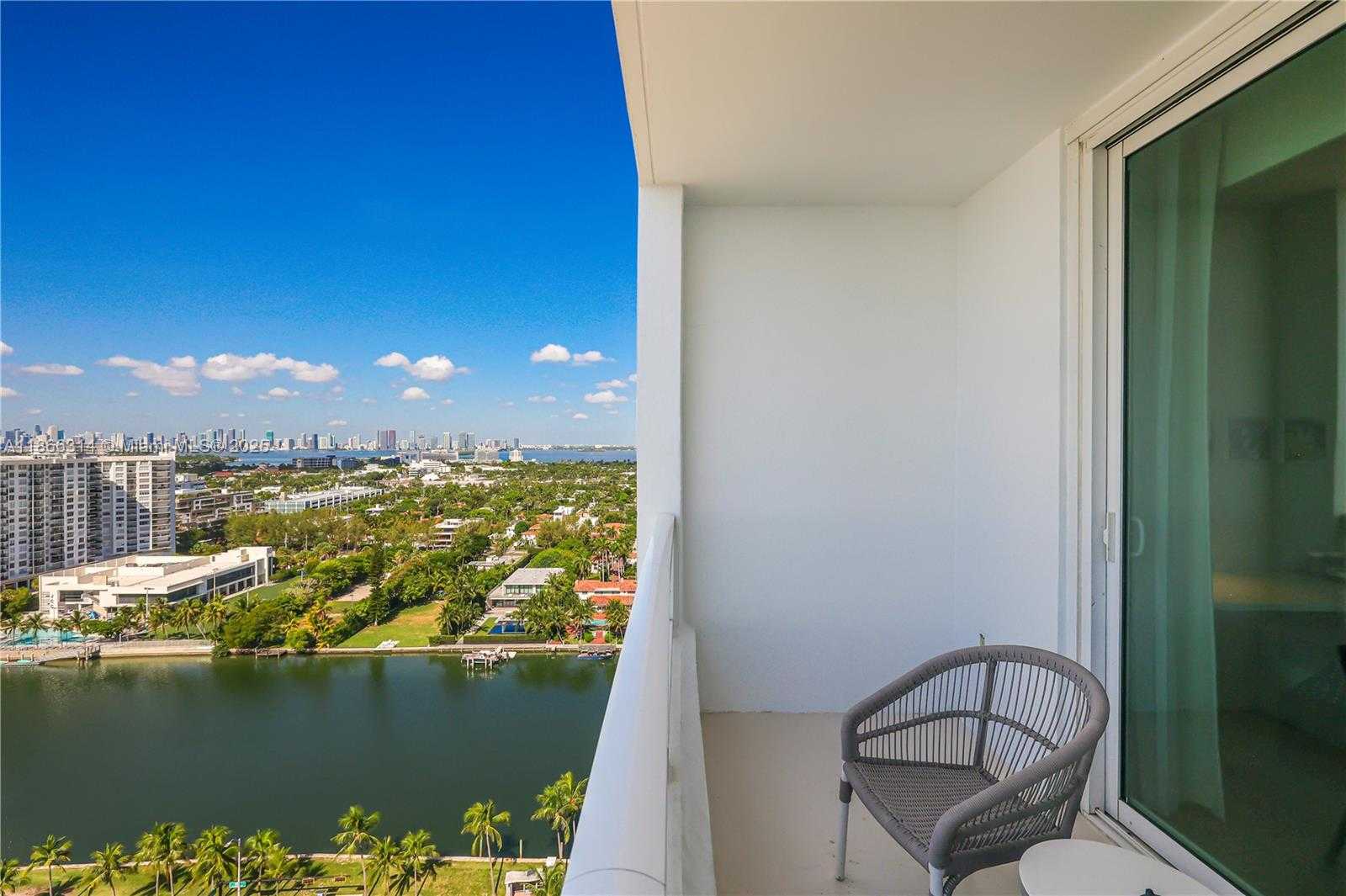 Small Image of 4401 COLLINS AVE #2010, Miami Beach Number 31