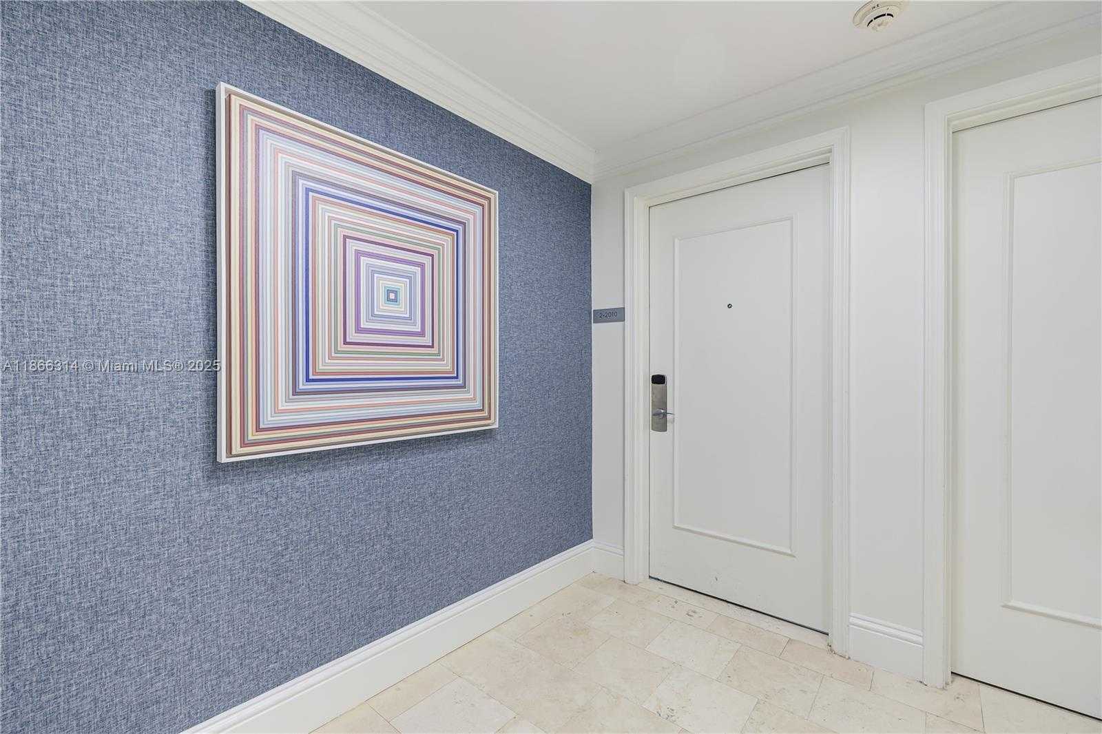 Small Image of 4401 COLLINS AVE #2010, Miami Beach Number 4