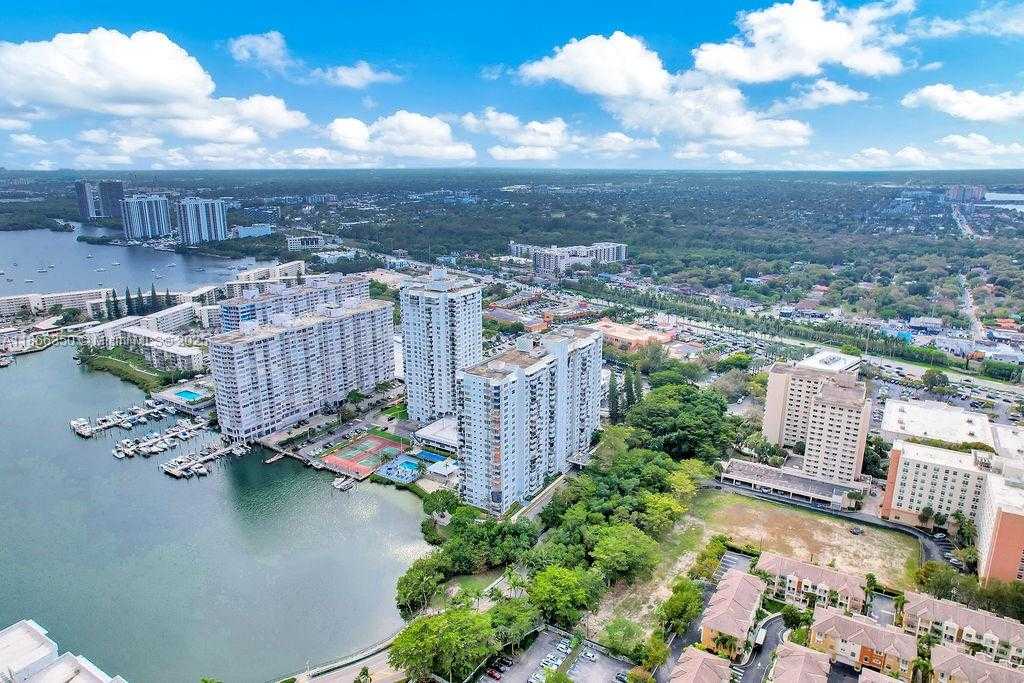 Small Image of 2780 NORTH EAST 183RD ST #1511, Aventura Number 27