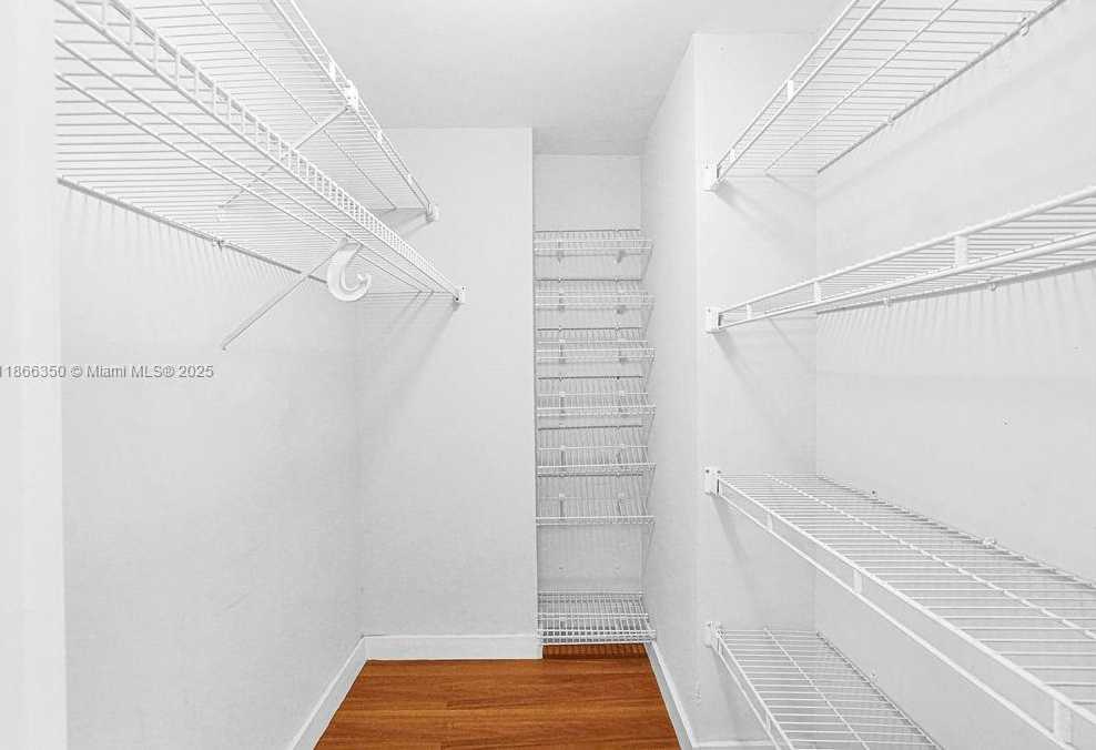 Small Image of 2780 NORTH EAST 183RD ST #1511, Aventura Number 9