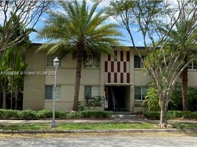 Small Image of 1300 SALZEDO ST #5, Coral Gables Number 2