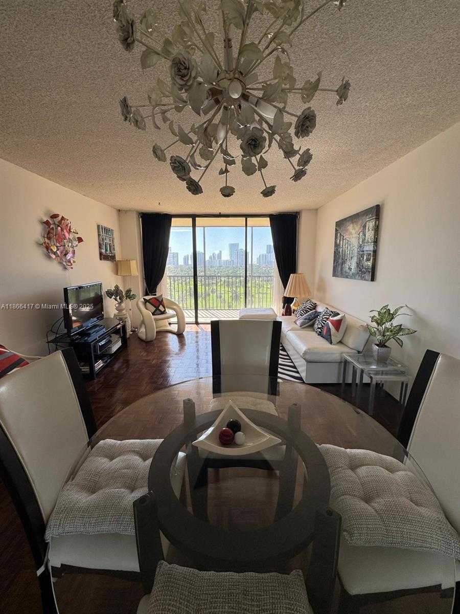 Small Image of 20335 E Country Club Dr, Aventura, FL 33180, USA Number 33