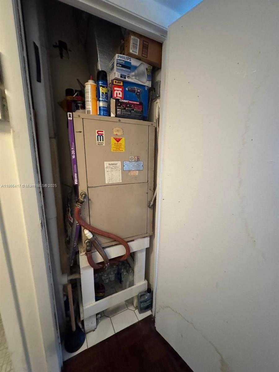 Small Image of 20335 E Country Club Dr, Aventura, FL 33180, USA Number 36