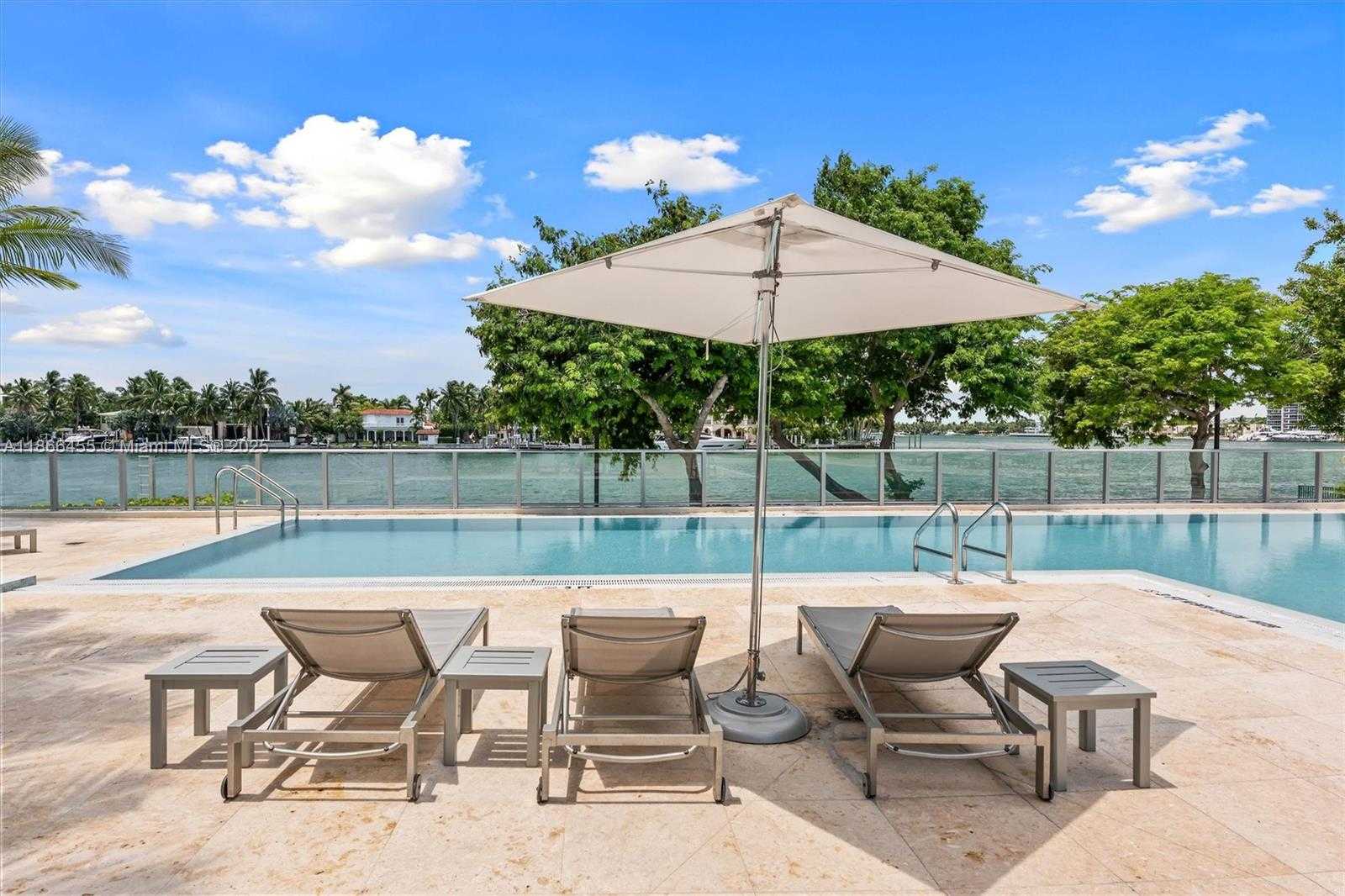 Small Image of 6620 INDIAN CREEK DR #112, Miami Beach Number 10
