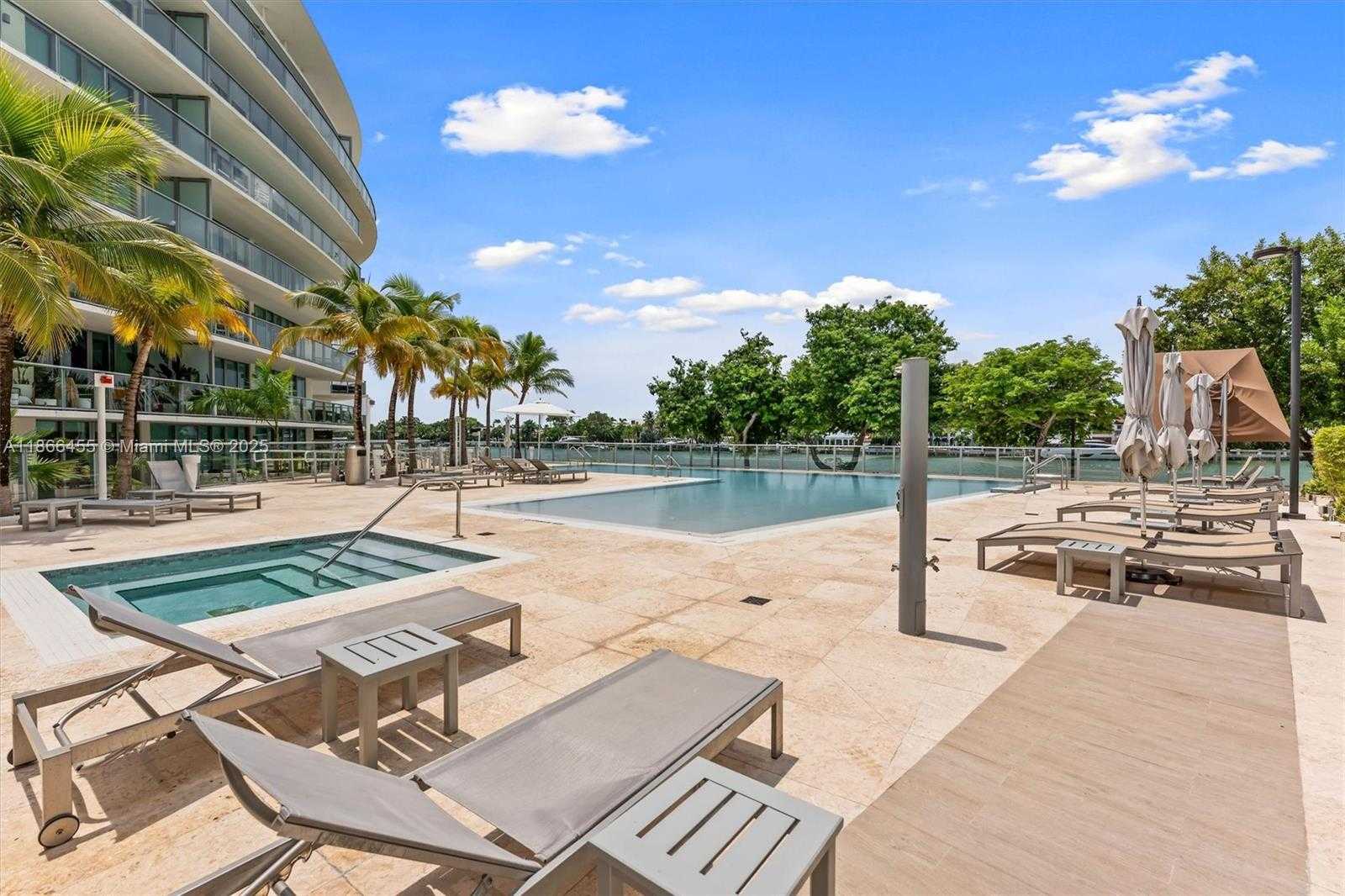 Small Image of 6620 INDIAN CREEK DR #112, Miami Beach Number 11