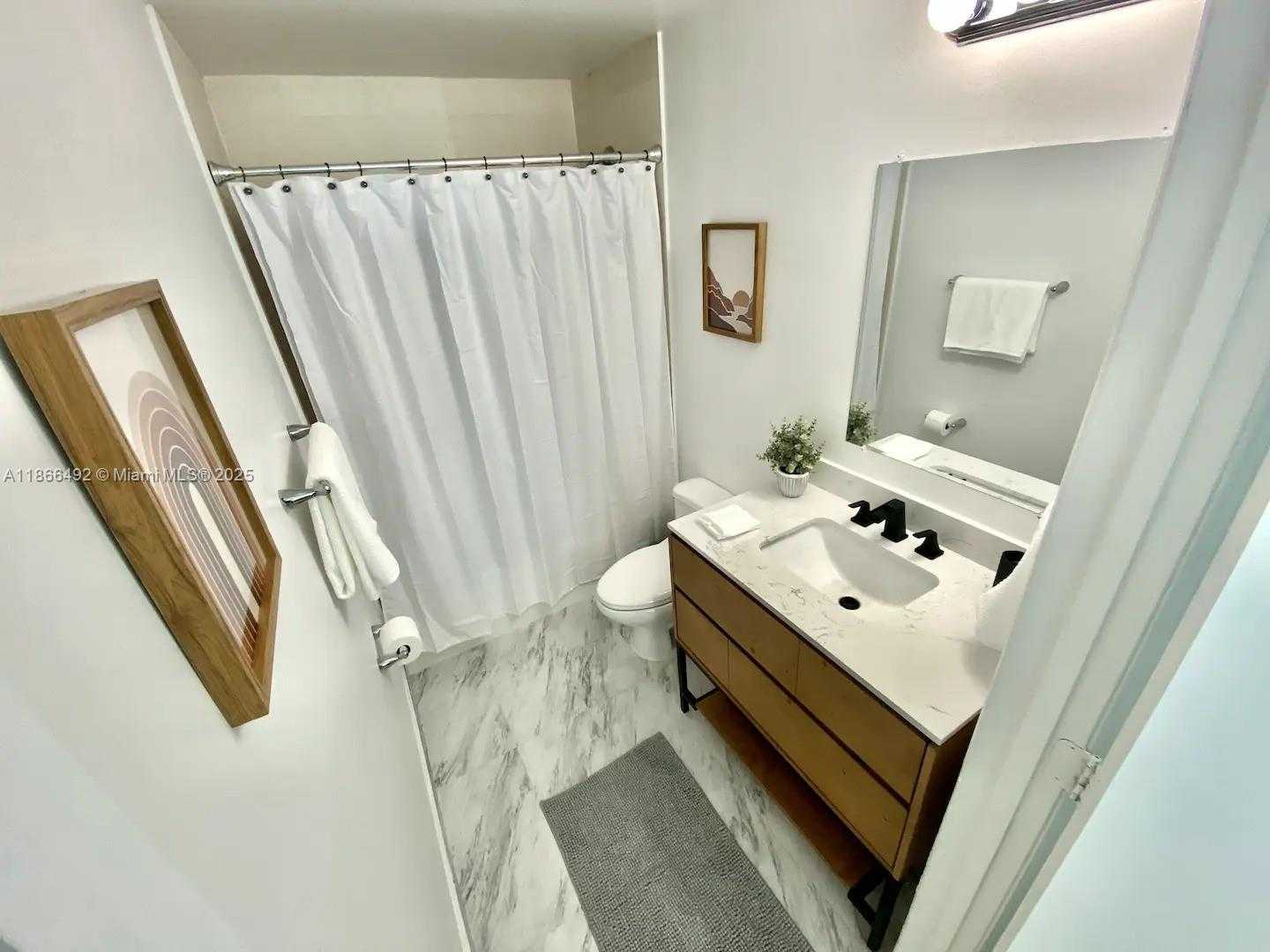 Small Image of 60 SOUTH WEST 13TH ST #4414, Miami Number 4