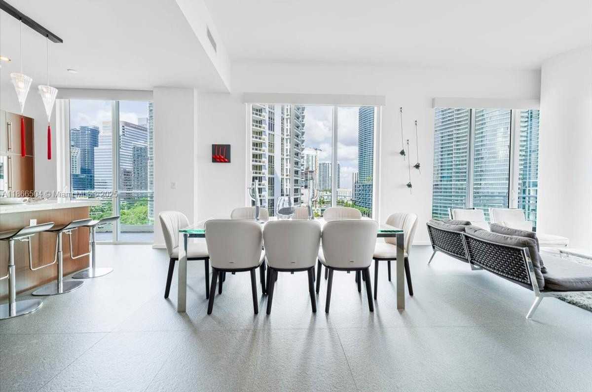 Small Image of 900 BRICKELL KEY BLVD #1101, Miami Number 15
