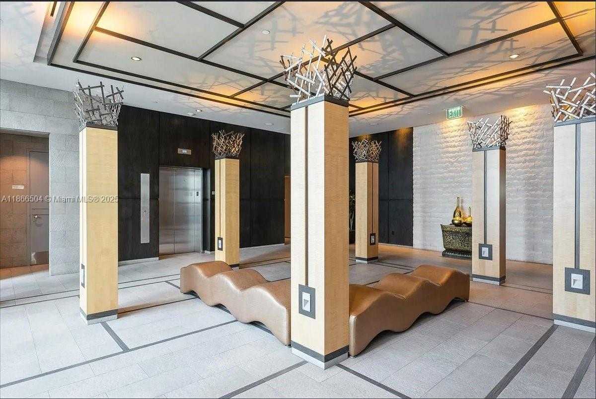 Small Image of 900 BRICKELL KEY BLVD #1101, Miami Number 31