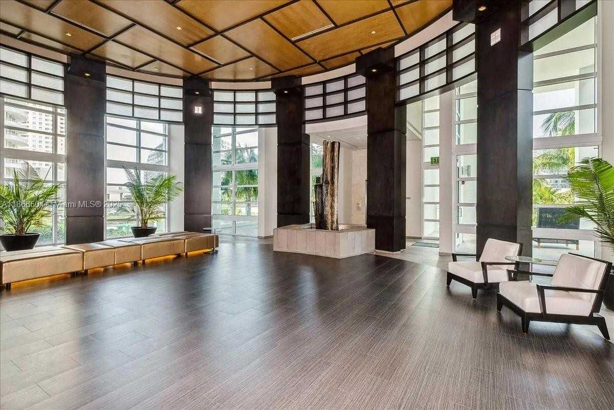 Small Image of 900 BRICKELL KEY BLVD #1101, Miami Number 32