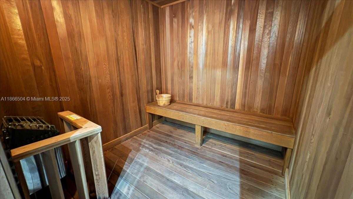 Small Image of 900 BRICKELL KEY BLVD #1101, Miami Number 34