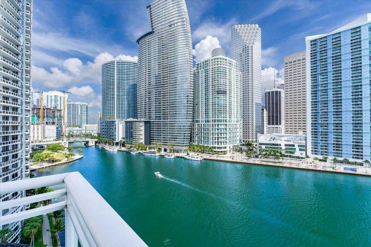 Small Image of 900 BRICKELL KEY BLVD #1101, Miami Number 5