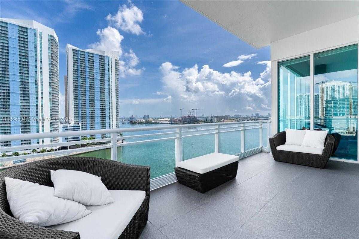 Small Image of 900 BRICKELL KEY BLVD #1101, Miami Number 7