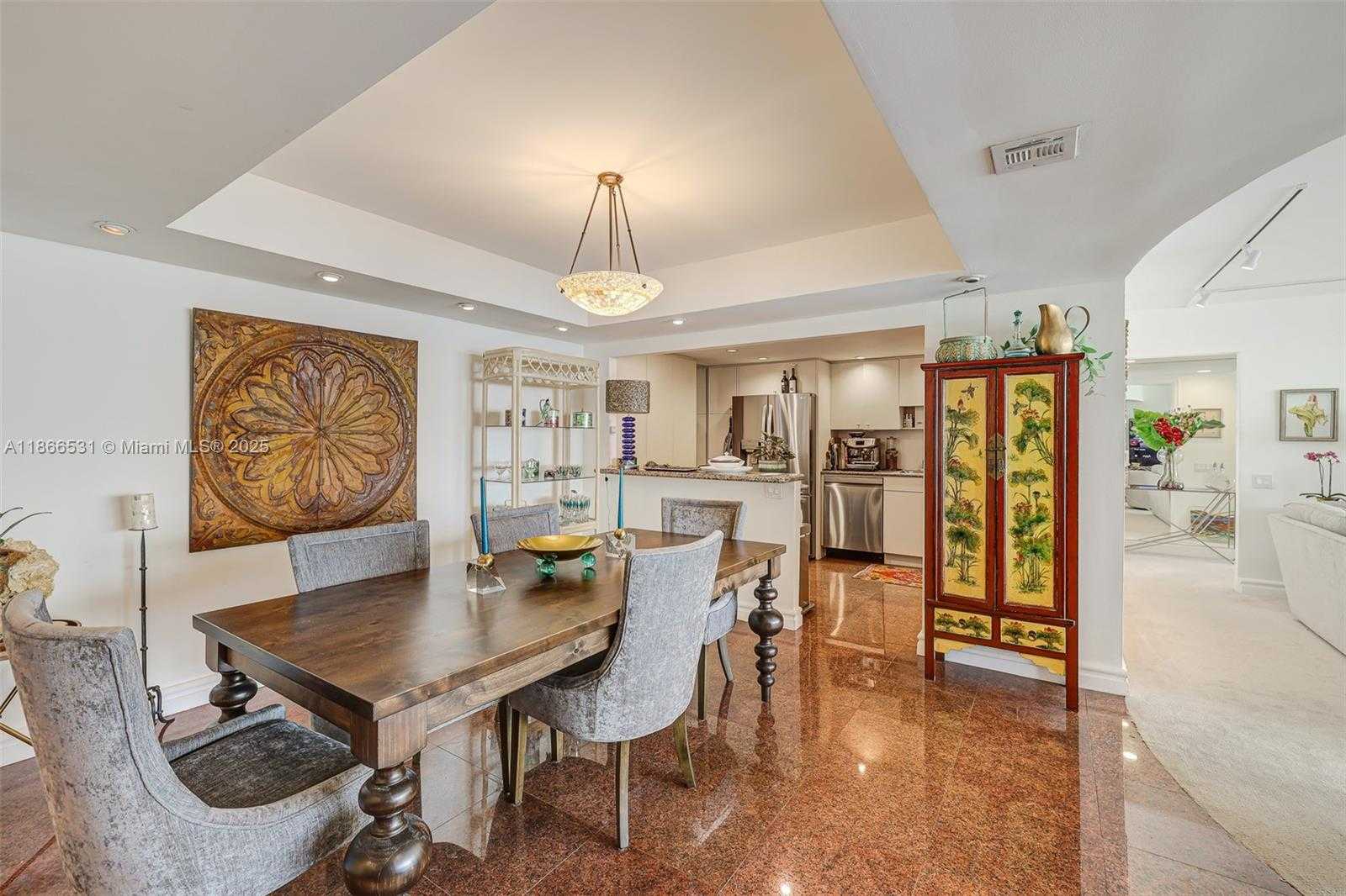 Small Image of 2 GROVE ISLE DR #B1603, Miami Number 5