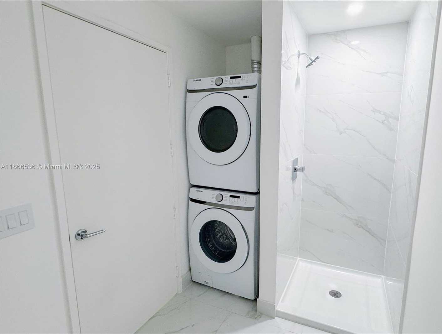 Small Image of 700 NORTH EAST 24 TH #5507, Miami Number 19