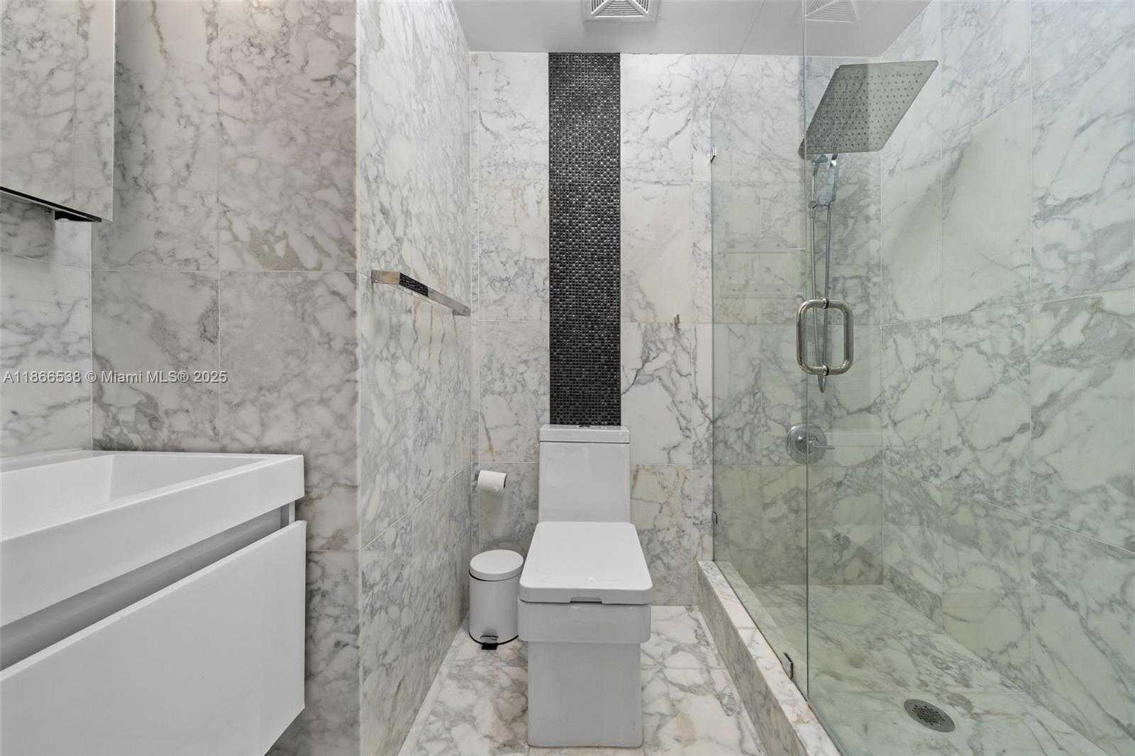 Small Image of 60 SOUTH WEST 13TH ST #4606, Miami Number 17