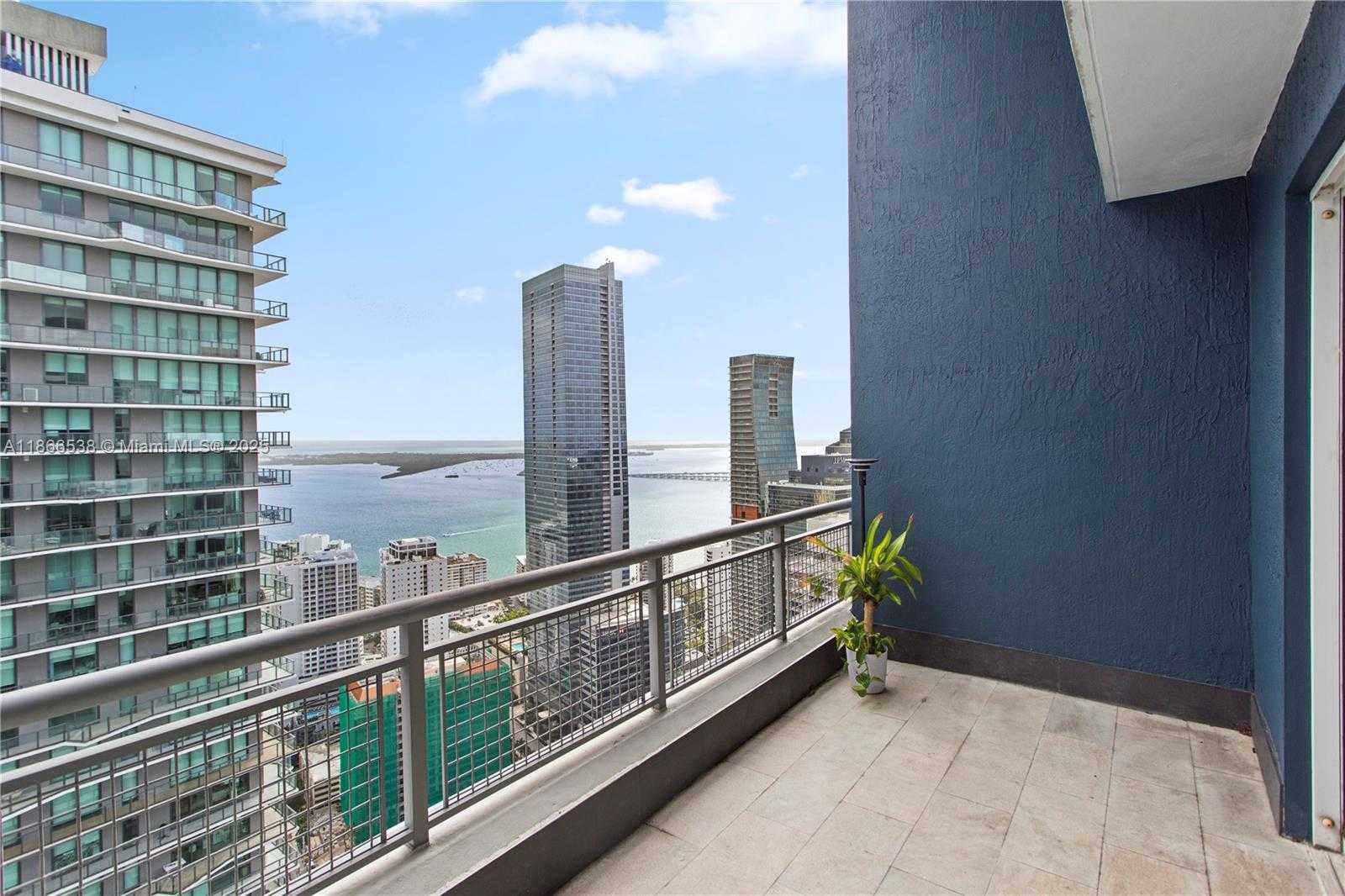 Small Image of 60 SOUTH WEST 13TH ST #4606, Miami Number 23
