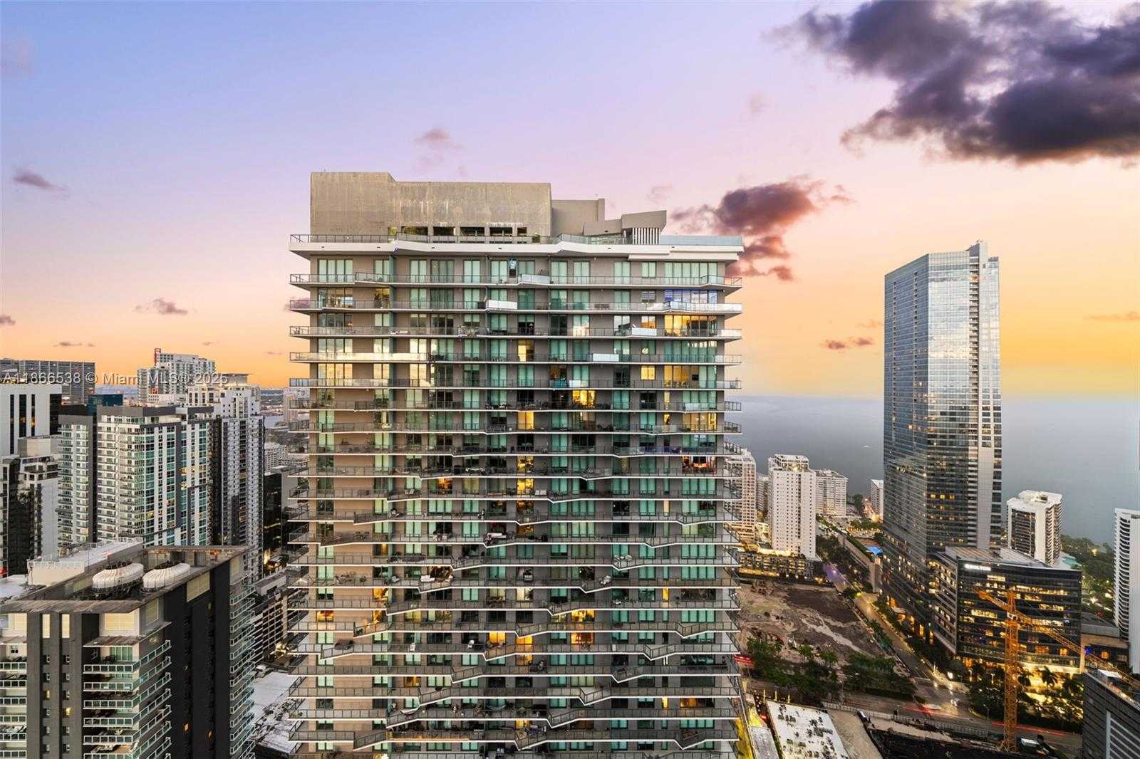 Small Image of 60 SOUTH WEST 13TH ST #4606, Miami Number 8