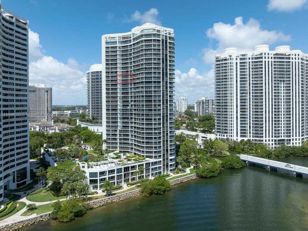 Small Image of 4000 ISLAND BLVD #2301, Aventura Number 26