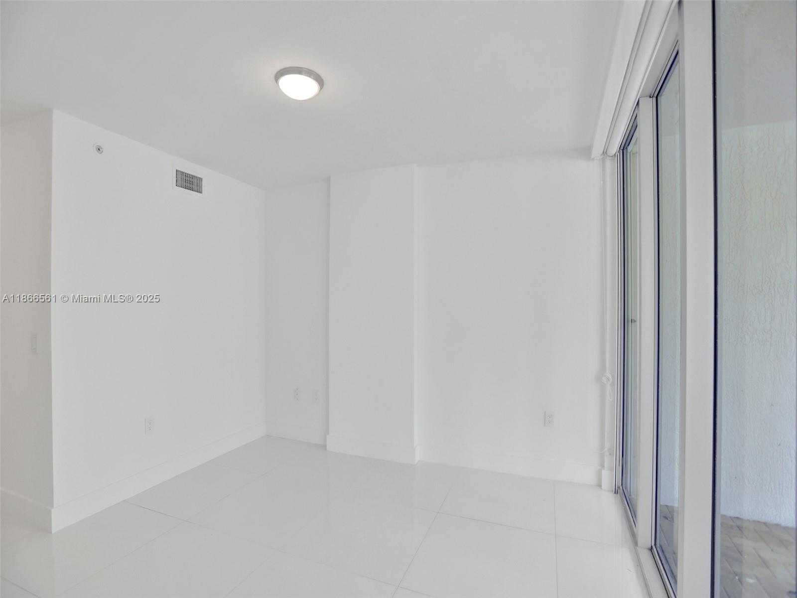 Small Image of 6620 INDIAN CREEK #114, Miami Beach Number 10