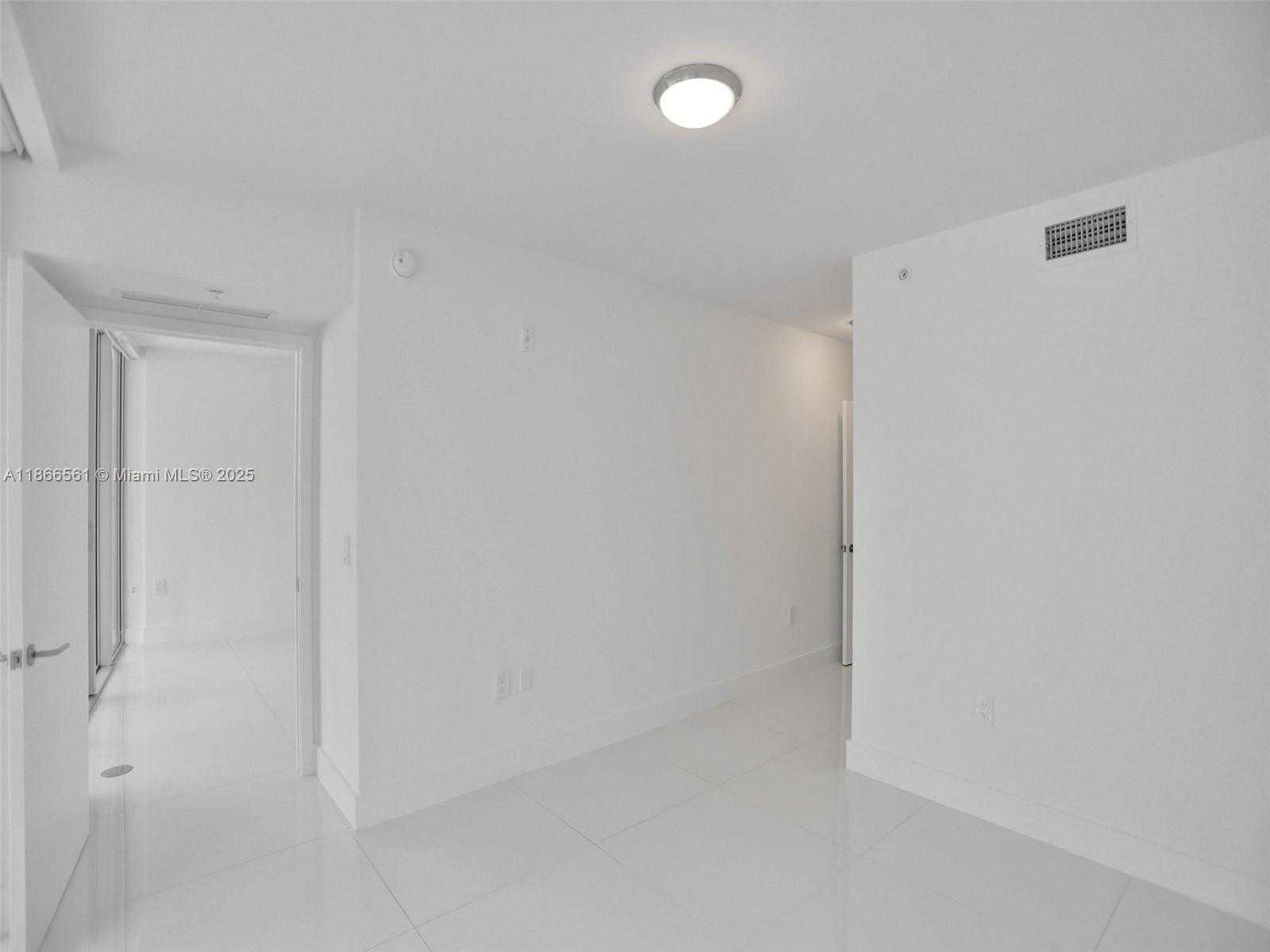 Small Image of 6620 INDIAN CREEK #114, Miami Beach Number 11