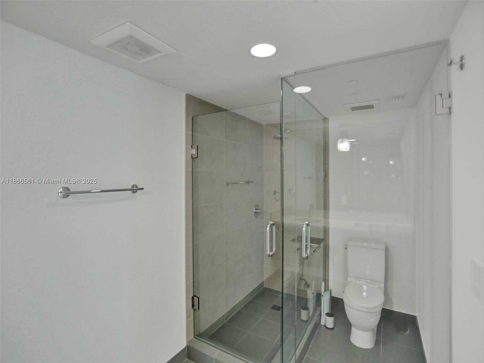 Small Image of 6620 INDIAN CREEK #114, Miami Beach Number 12