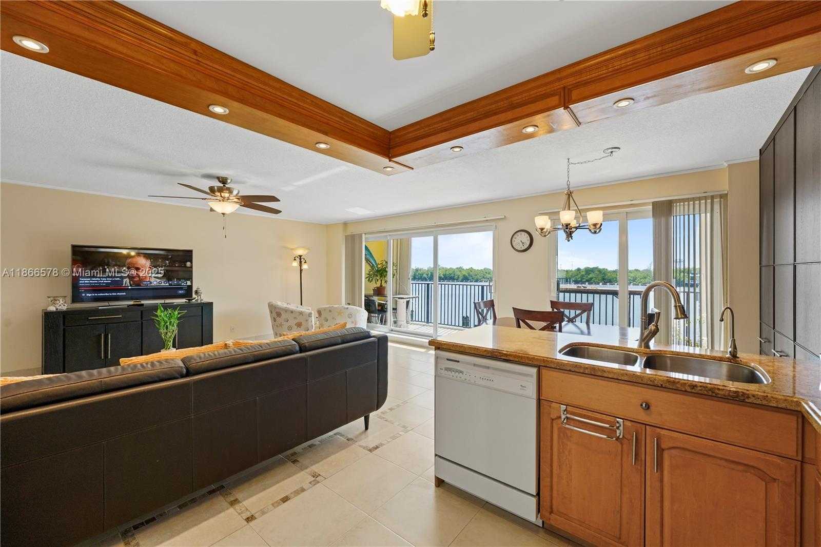 Small Image of 3300 NORTH OCEAN DR #2C, Hollywood Number 12