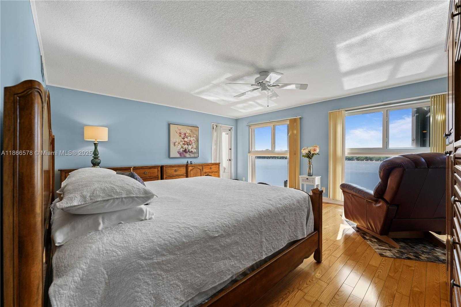 Small Image of 3300 NORTH OCEAN DR #2C, Hollywood Number 15