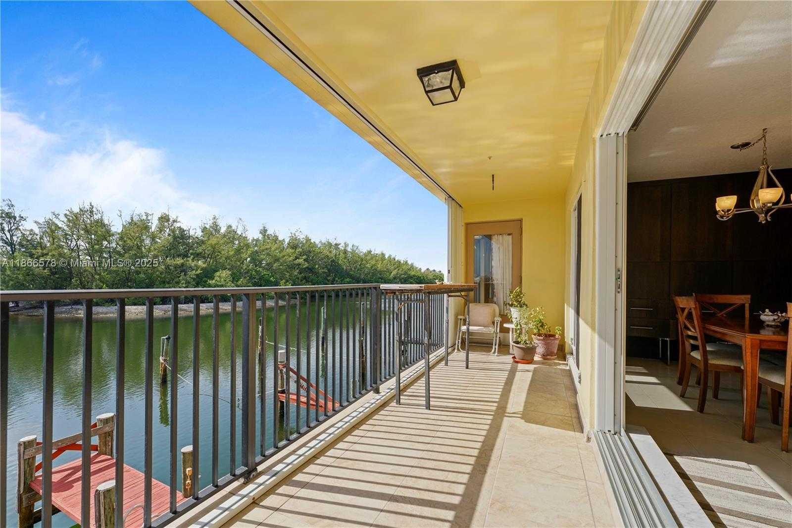 Small Image of 3300 NORTH OCEAN DR #2C, Hollywood Number 2