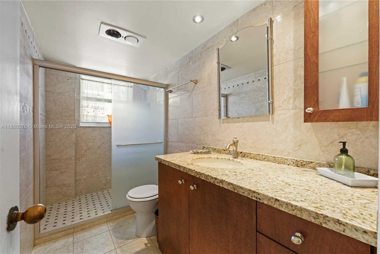 Small Image of 3300 NORTH OCEAN DR #2C, Hollywood Number 20