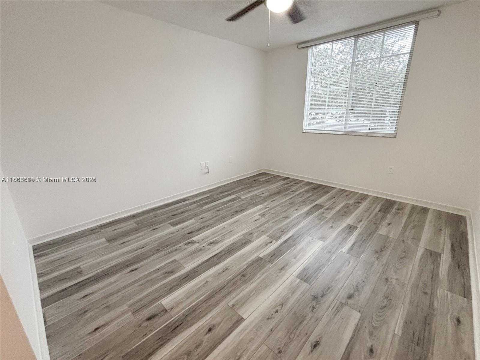 Small Image of 655 SOUTH WEST 111TH WAY #201, Pembroke Pines Number 12