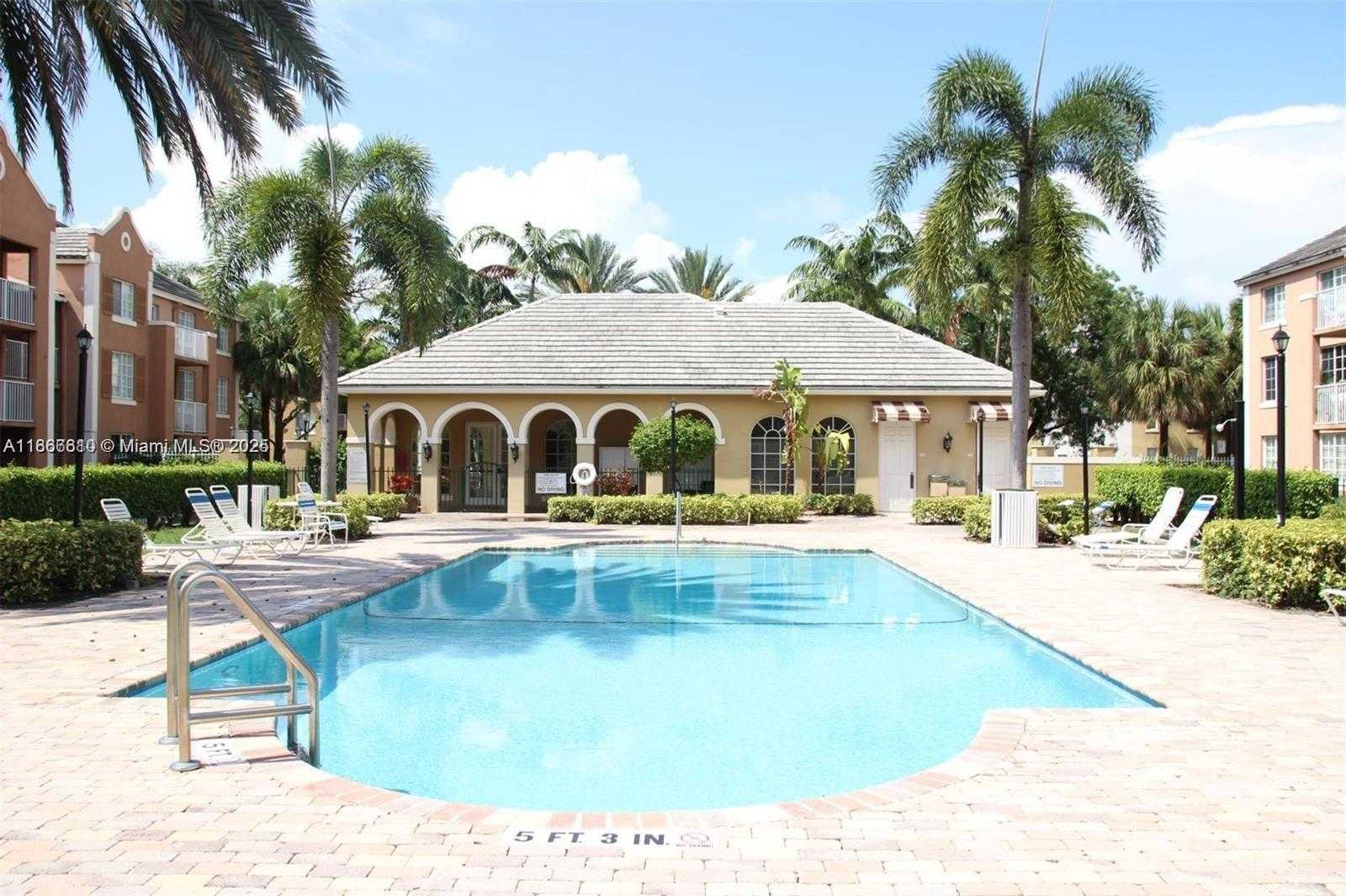 Small Image of 655 SOUTH WEST 111TH WAY #201, Pembroke Pines Number 2