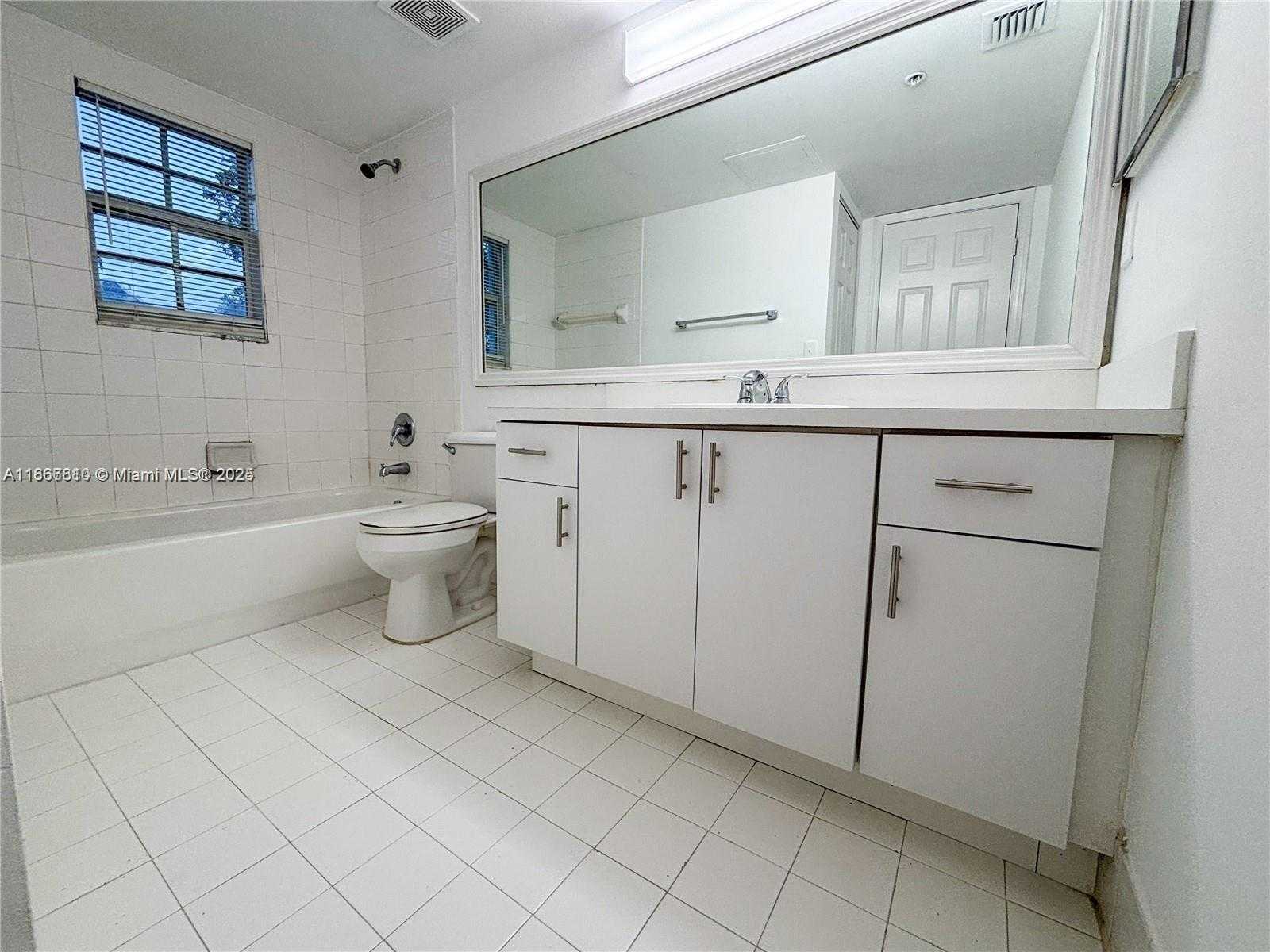 Small Image of 655 SOUTH WEST 111TH WAY #201, Pembroke Pines Number 20