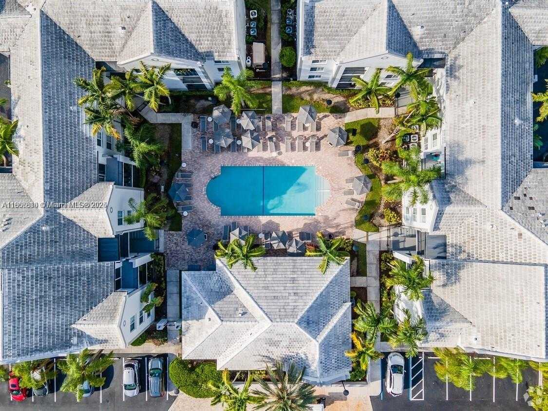 Small Image of 655 SOUTH WEST 111TH WAY #201, Pembroke Pines Number 30