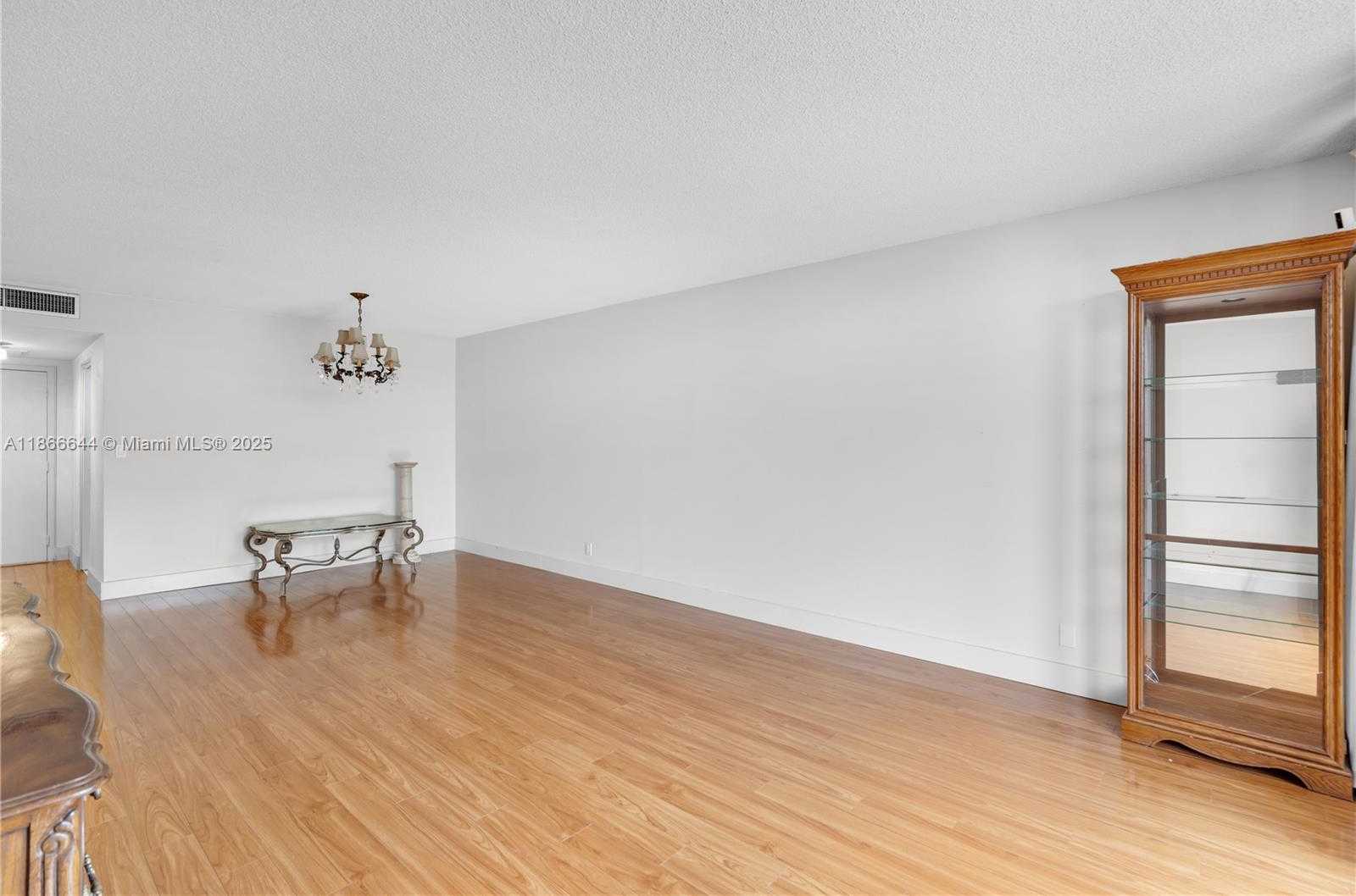 Small Image of 600 THREE ISLANDS BLVD #310, Hallandale Beach Number 13