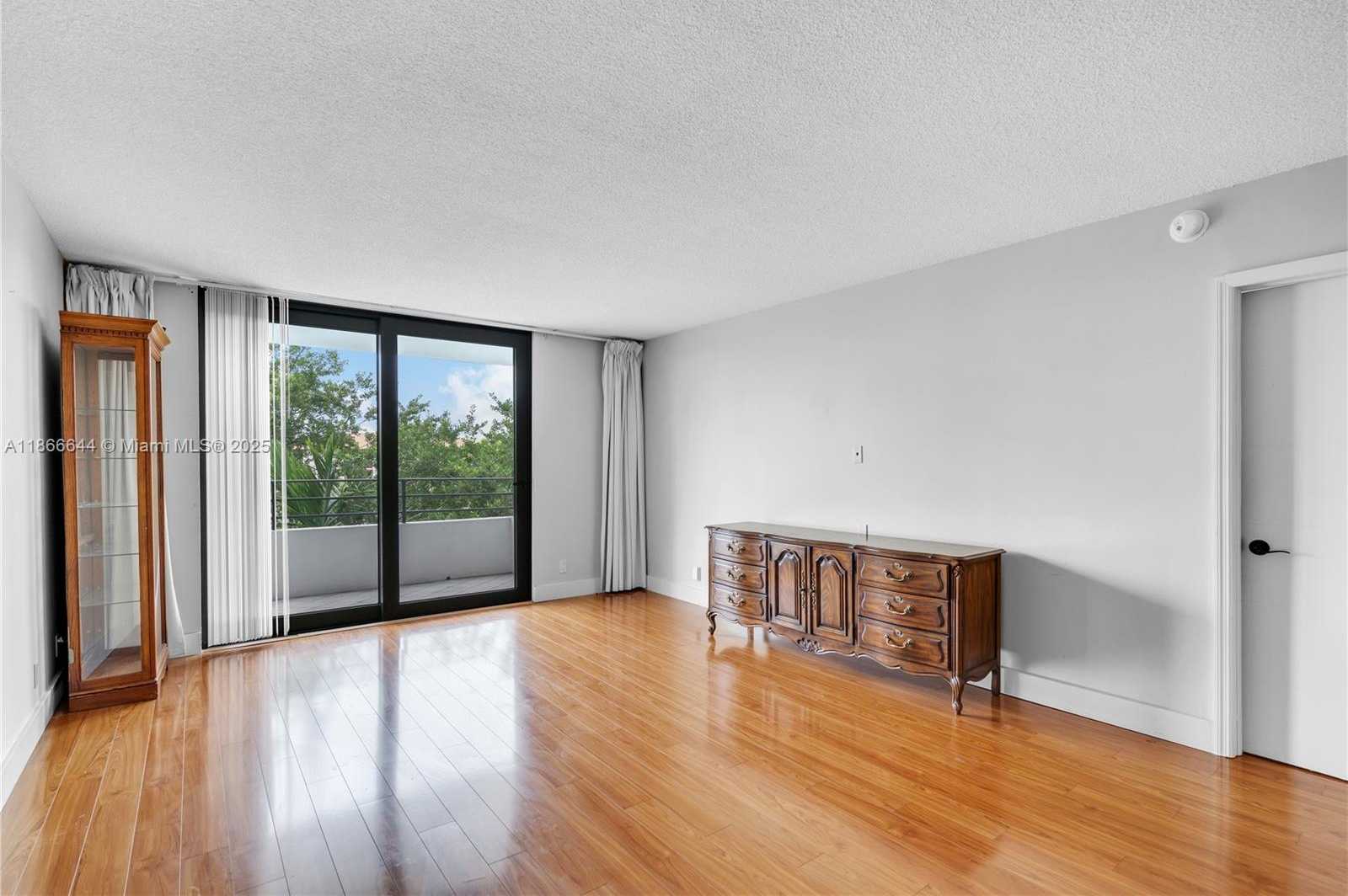 Small Image of 600 THREE ISLANDS BLVD #310, Hallandale Beach Number 15
