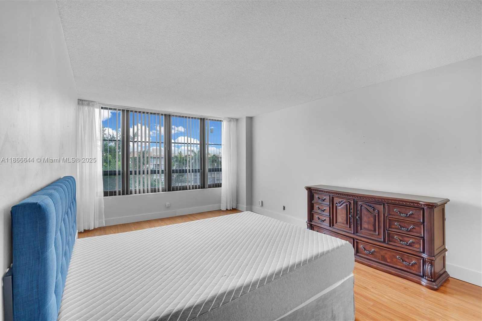 Small Image of 600 THREE ISLANDS BLVD #310, Hallandale Beach Number 2
