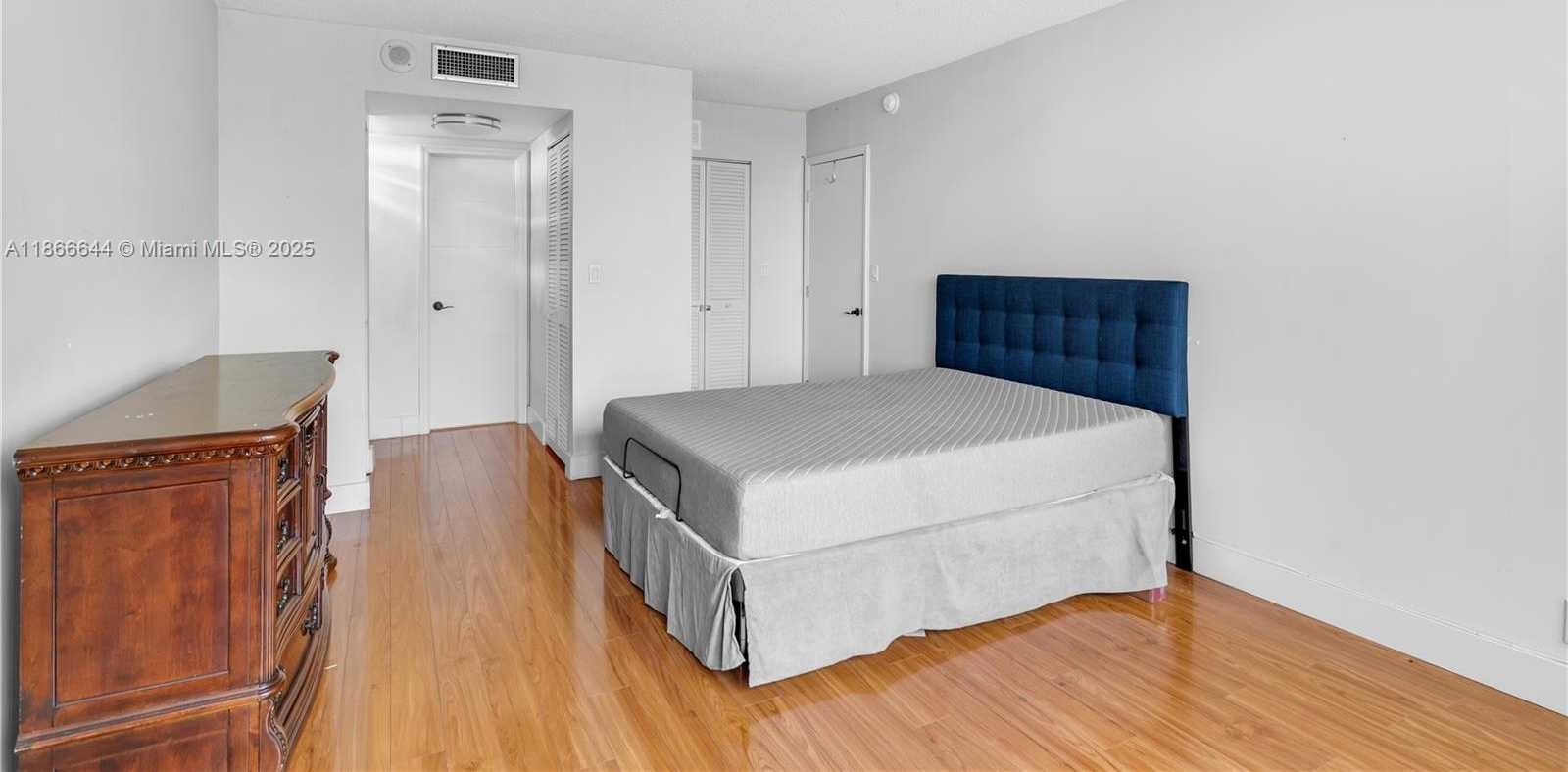 Small Image of 600 THREE ISLANDS BLVD #310, Hallandale Beach Number 4