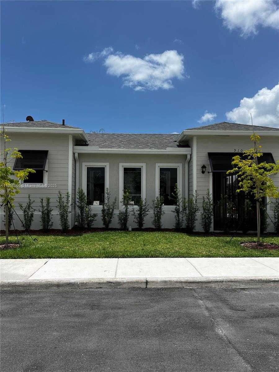 Small Image of 1883 SOUTH EAST 9TH TER, Homestead Number 35