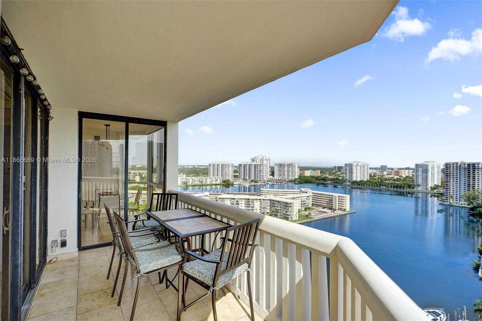 Small Image of 1000 WEST ISLAND BLVD #1909, Aventura Number 13