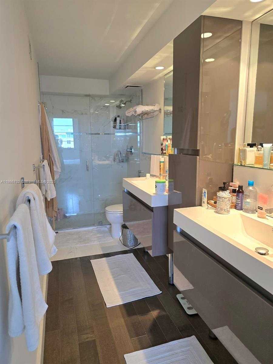 Small Image of 5 ISLAND AVE #5J, Miami Beach Number 20