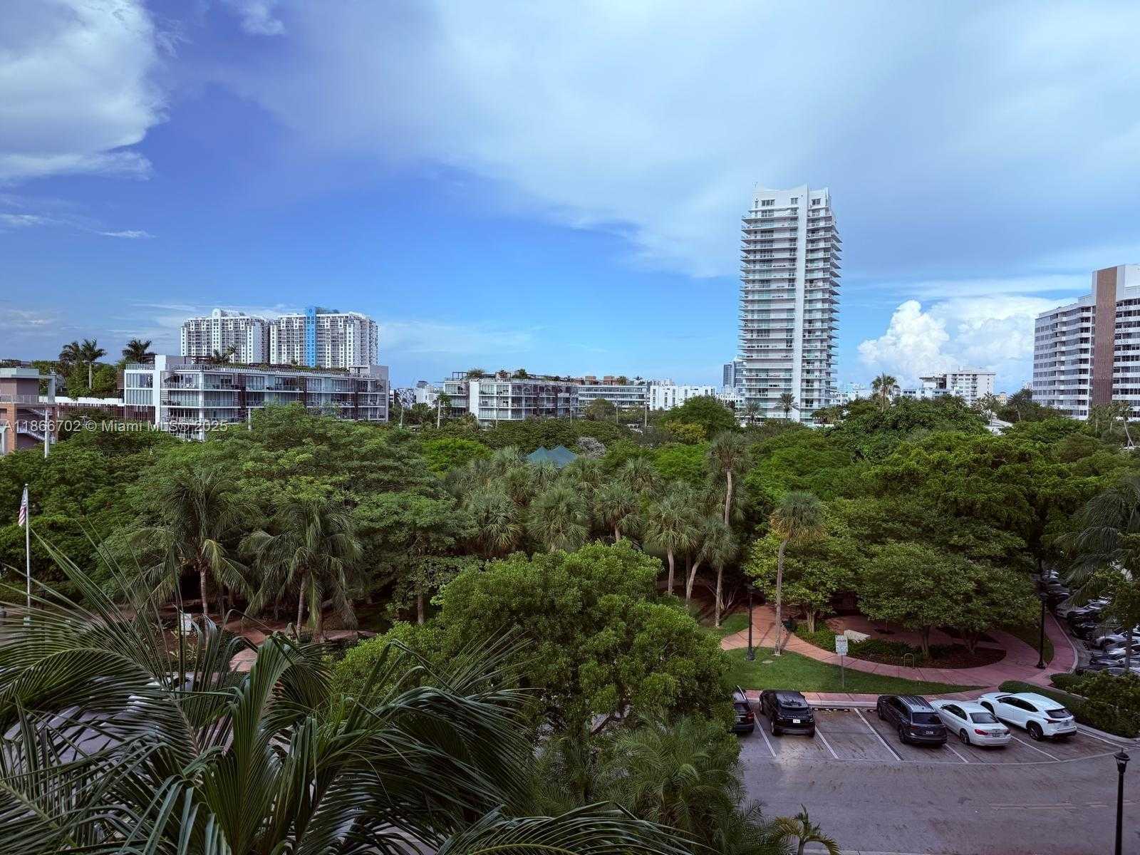 Small Image of 5 ISLAND AVE #5J, Miami Beach Number 7
