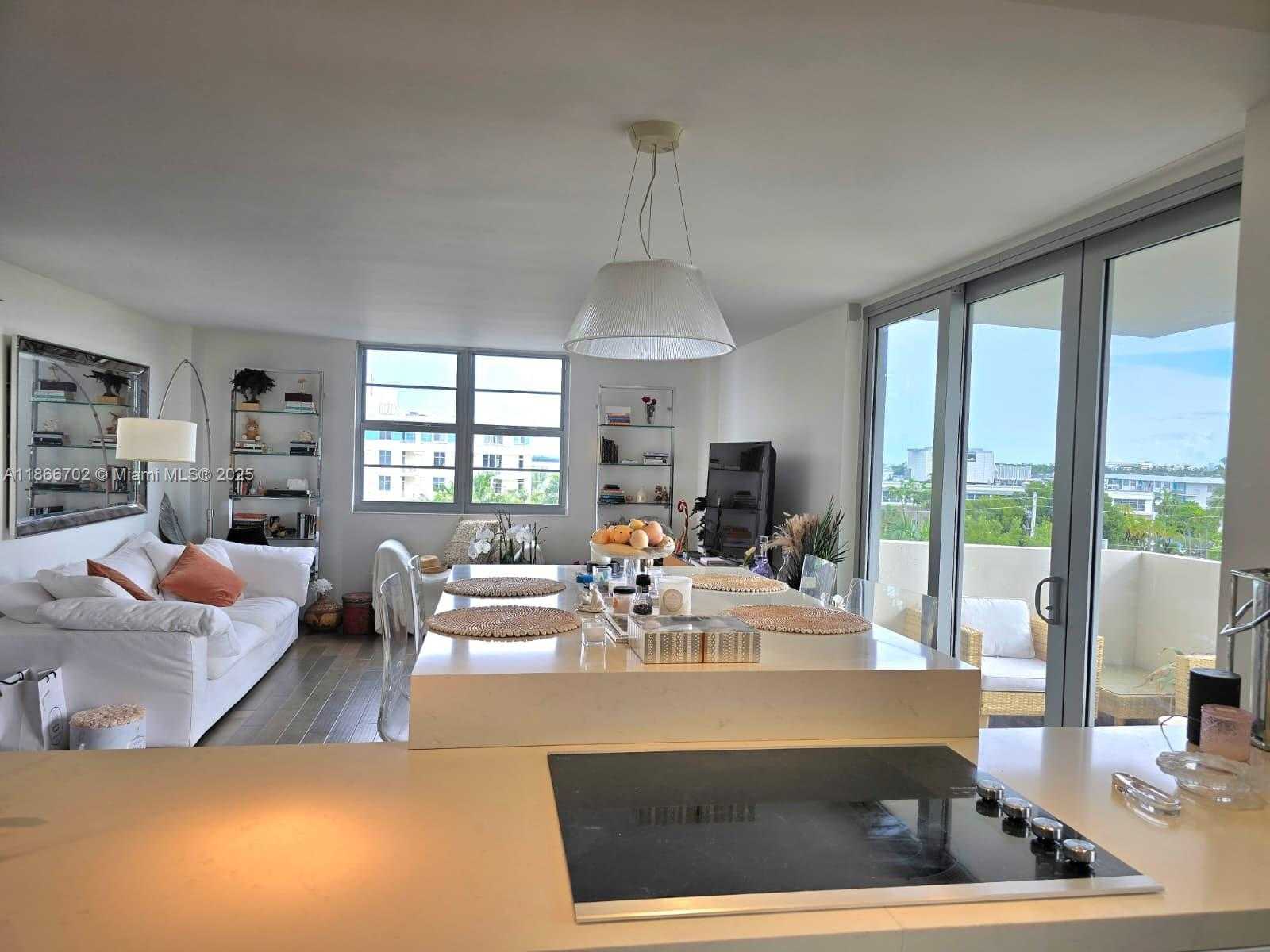 Small Image of 5 ISLAND AVE #5J, Miami Beach Number 9