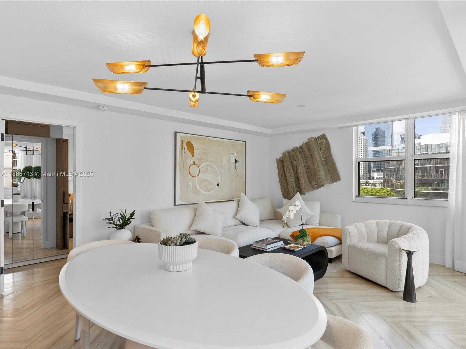 Small Image of 770 CLAUGHTON ISLAND DR #701, Miami Number 8