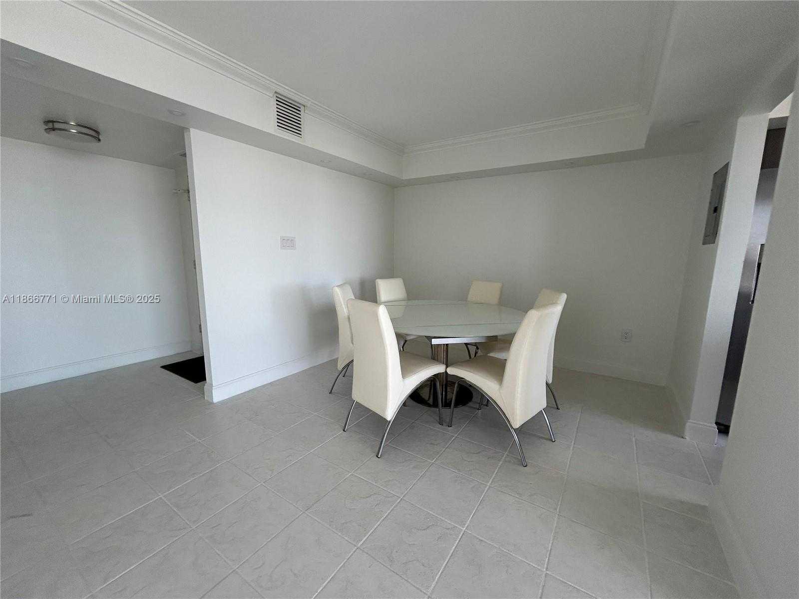 Small Image of 18021 BISCAYNE BLVD #901, Aventura Number 24
