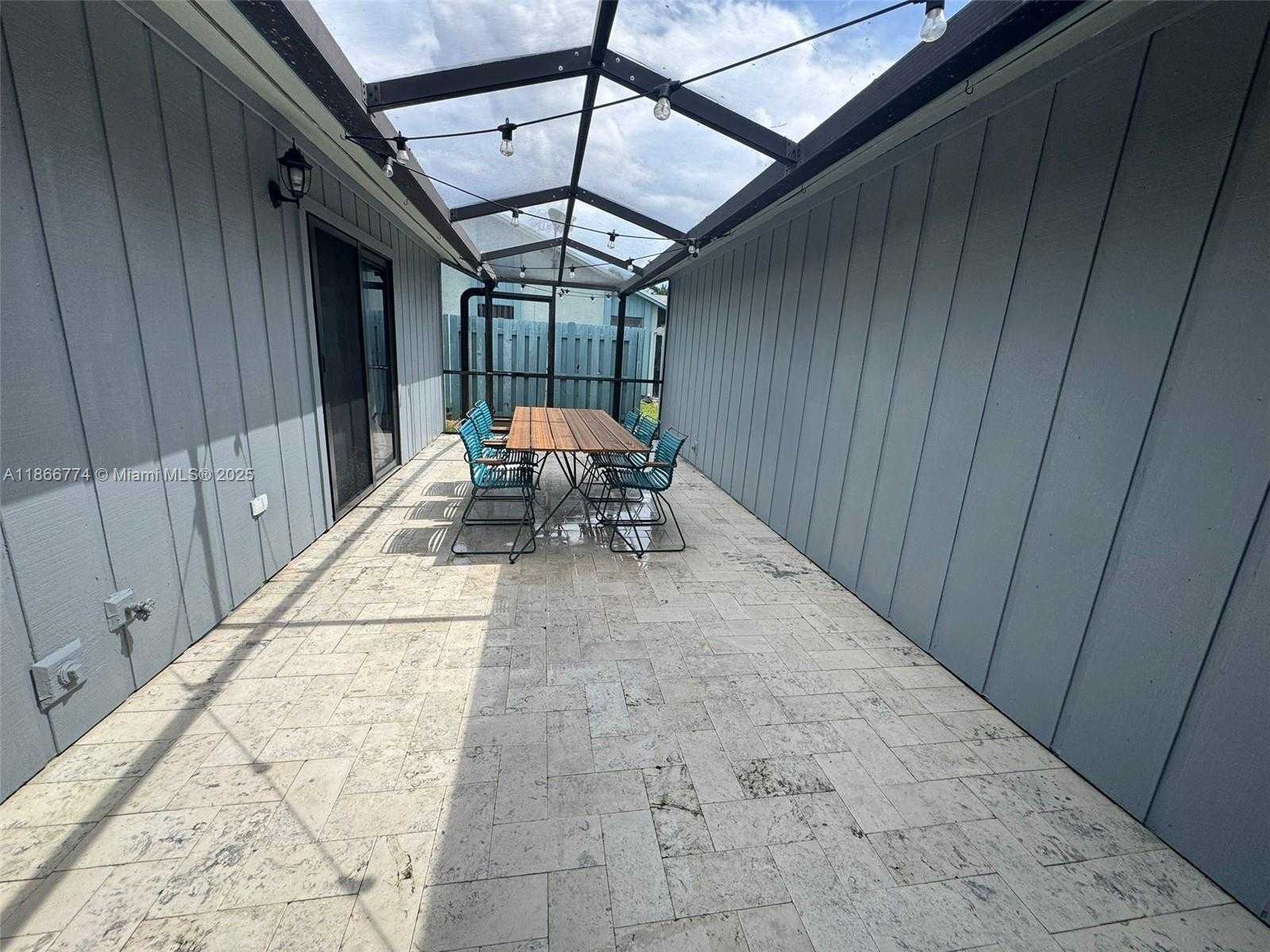 Small Image of Boca Raton Number 11