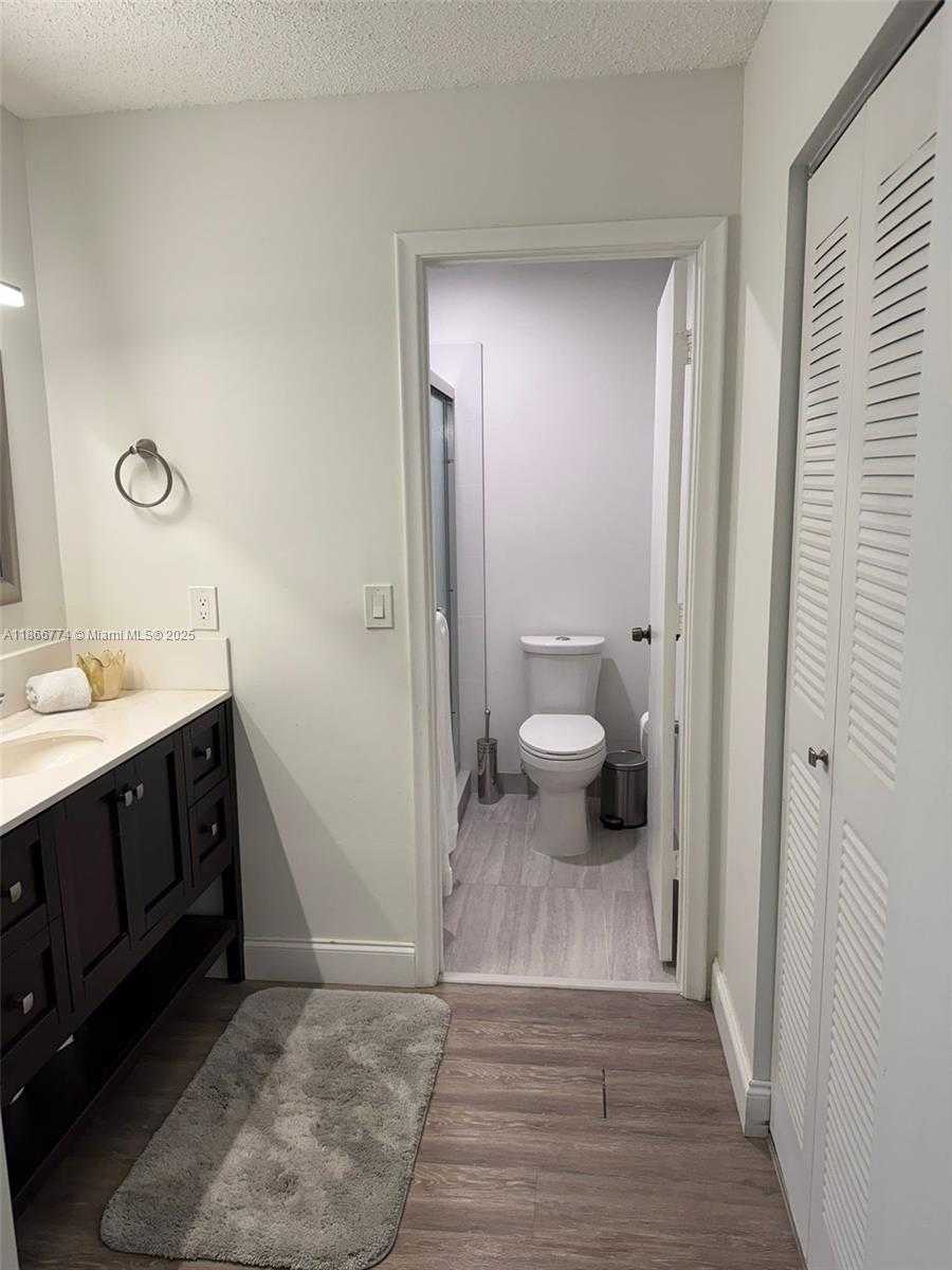 Small Image of Boca Raton Number 14